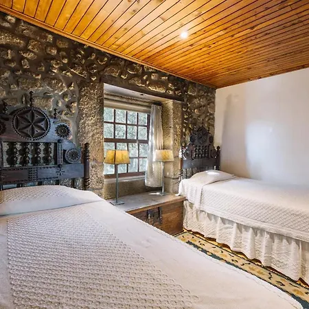 Ferienhaus Casa Da Pedra Cavalgada Braga